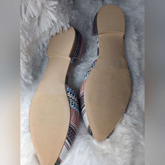 Isaac Mizrahi Tapestry D'Orsay Flats Woven Pointed Toe Southwestern Resort - Picture 6 of 6